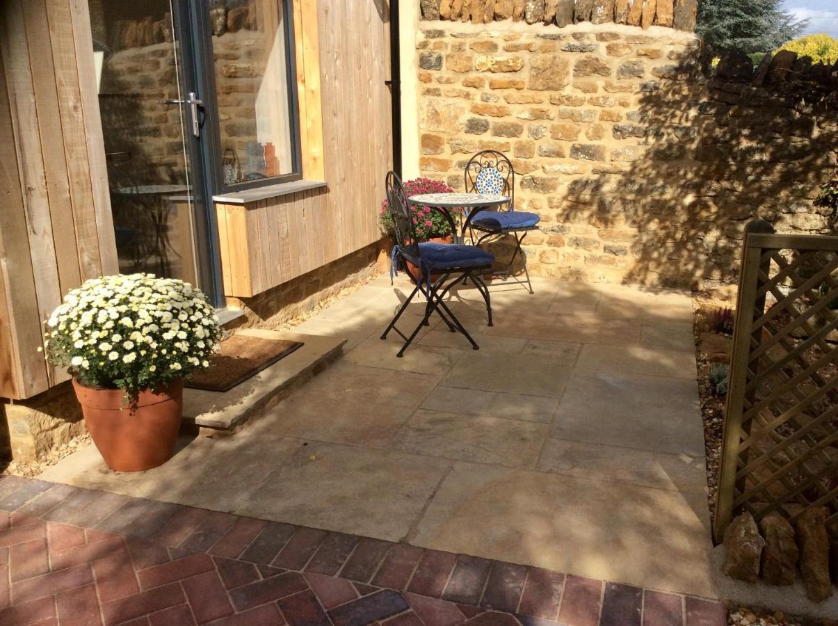 The Studio At The Laurels 호텔 Hook Norton 외부 사진